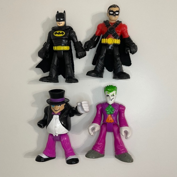 Imaginext characters figures dc comics action figures Batman robin penguin joker - Picture 1 of 2